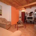 Vikendica Skitaca Cr *